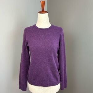 LL Bean 100% Cashmere Crewneck Sweater Size XS Purple Ribbed Sleeves and Hemline